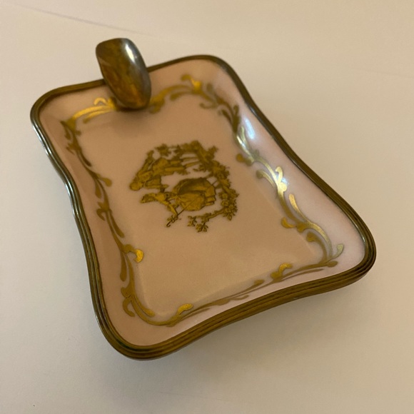 Carlin Comforts Pink Porcelain Dresser Ashtray - Picture 5 of 15